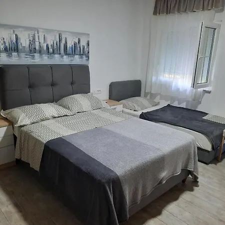 Apartments Pericic Podstrana Exterior photo