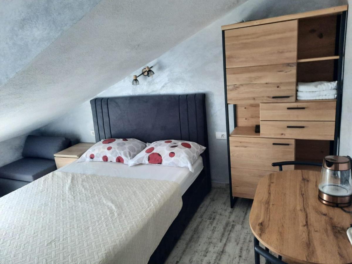 Pericic Apartment *