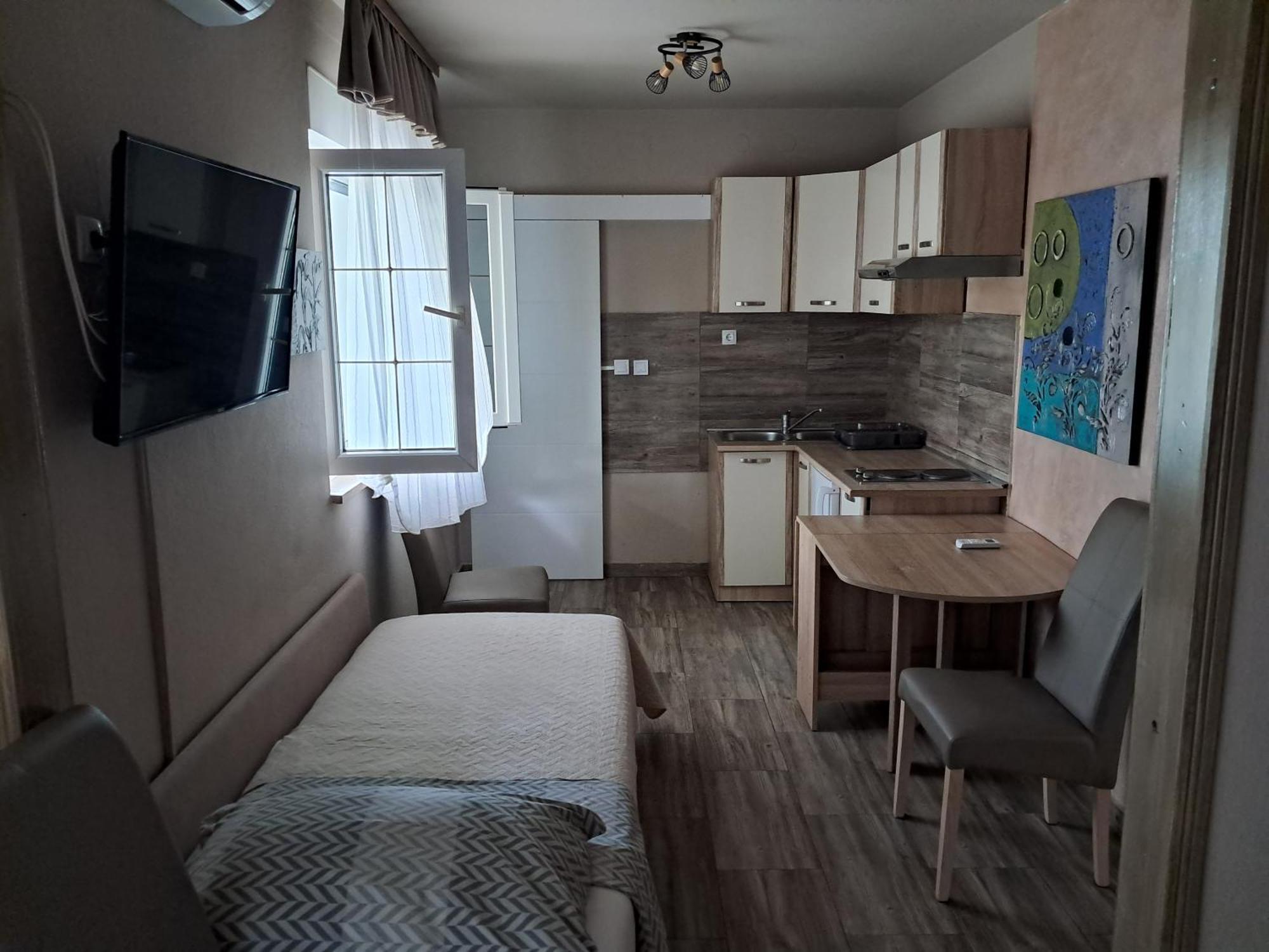 Pericic Apartment
